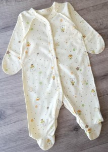 Чоловічок "Зірочки" жовтий, унісекс 0-3-6-9 місяців