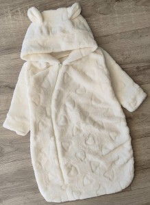 Кокон «Сердечки » молочный, девочка 0-3 месяцев