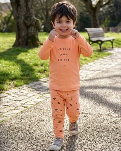 Костюм "Loved" оранжевый, унисекс 18 месяцев